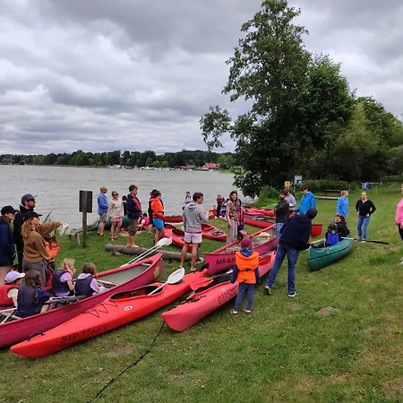 Kemping Tipi Camp Fuer Gruppen Direkt Am See, An Der Mecklenburger Seenplatte