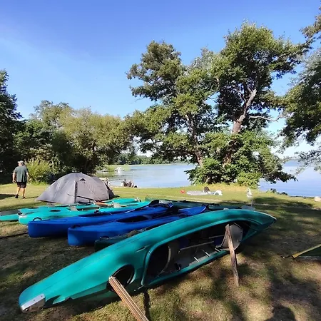 Kemping Tipi Camp Fuer Gruppen Direkt Am See, An Der Mecklenburger Seenplatte