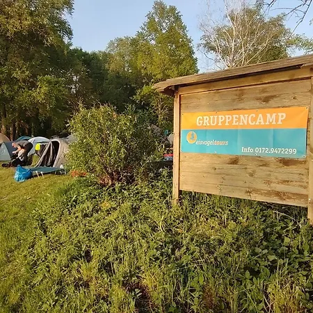 Kemping Tipi Camp Fuer Gruppen Direkt Am See, An Der Mecklenburger Seenplatte *