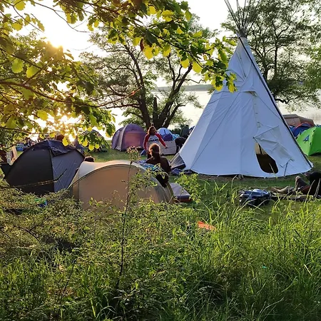 Tipi Camp Fuer Gruppen Direkt Am See, An Der Mecklenburger Seenplatte Fürstenberg-Havel