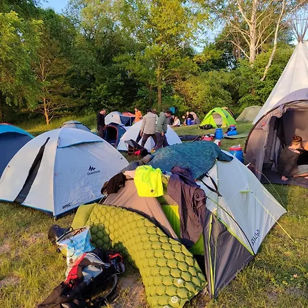 Tipi Camp Fuer Gruppen Direkt Am See, An Der Mecklenburger Seenplatte *