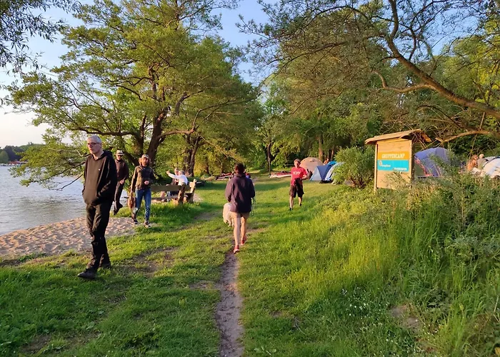 Camping Tipi Camp Fuer Gruppen Direkt Am See, An Der Mecklenburger Seenplatte Fürstenberg-Havel