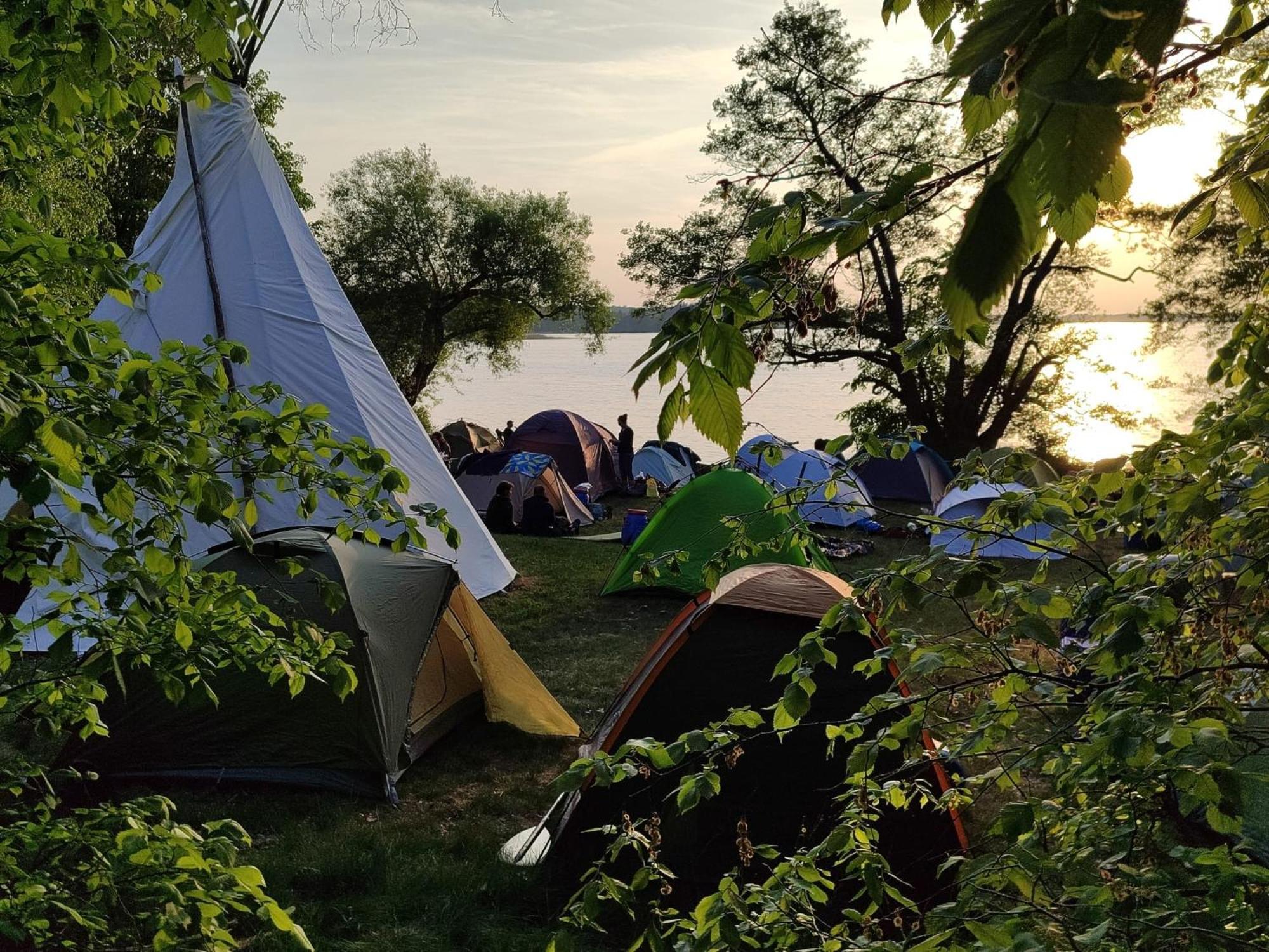 induktionskochfeld camping 1500 watt Herdplatte mit tragbaren Doppelkochfeldern, 1000W/1500W/2000W/2500W, e main image 0